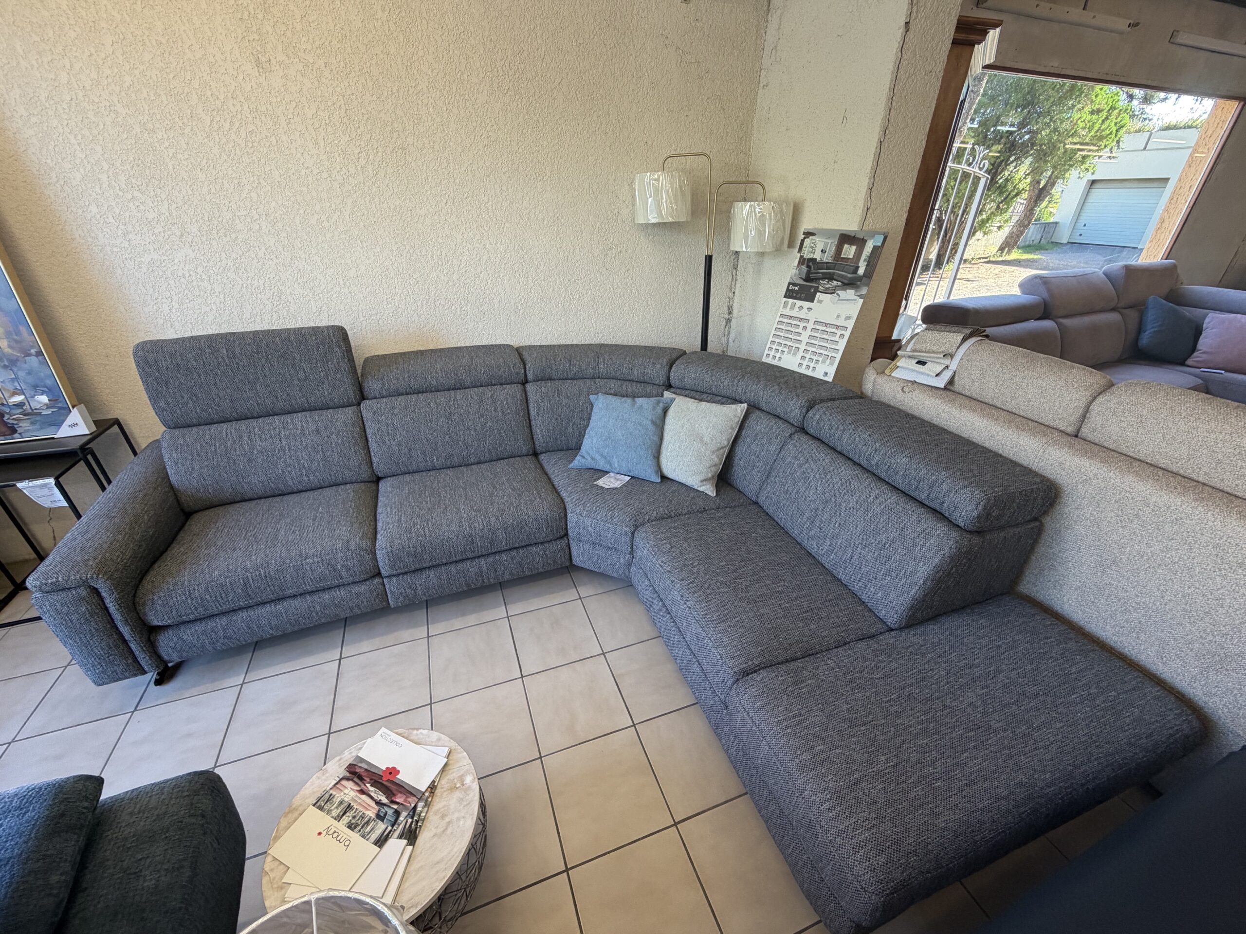 Canapé d'angle avec 1 relax électrique